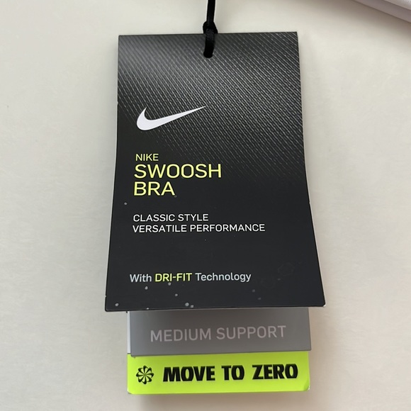 Nike Swoosh Racer Back Sports Bra Women’s x-small New - Picture 7 of 7